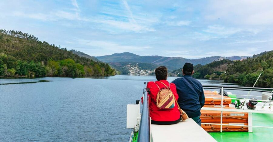 Porto - Régua - Porto Upstream Douro Cruise & Tour - Why this Porto to Régua cruise works so well
