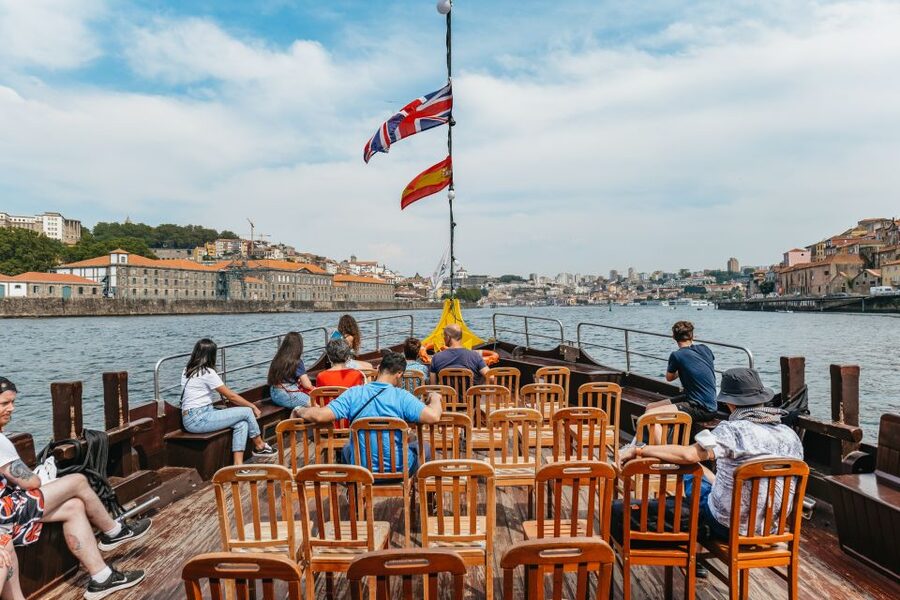Porto: River Douro 6 Bridges Cruise - Following the rabelo boat route