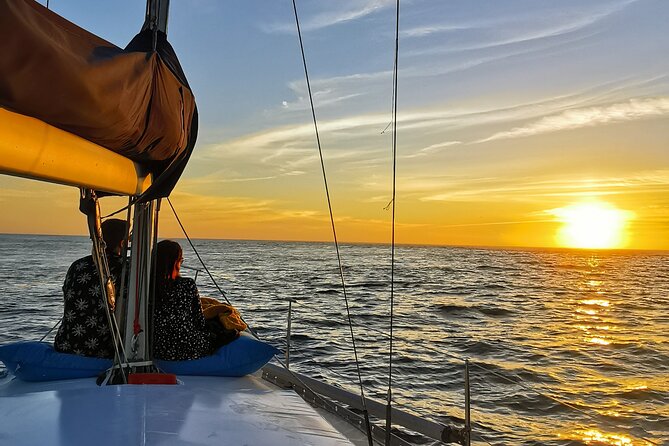 Porto: Sunset or Daytime, Charming Sailboat Cruise on the Douro River - Cais de Gaia and the Port wine connection