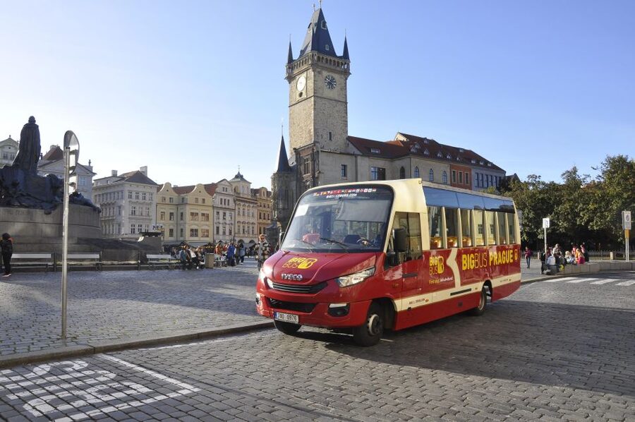 Prague: Big Bus Hop-on Hop-off, Castle Tour and River Cruise - Where the experience needs patience
