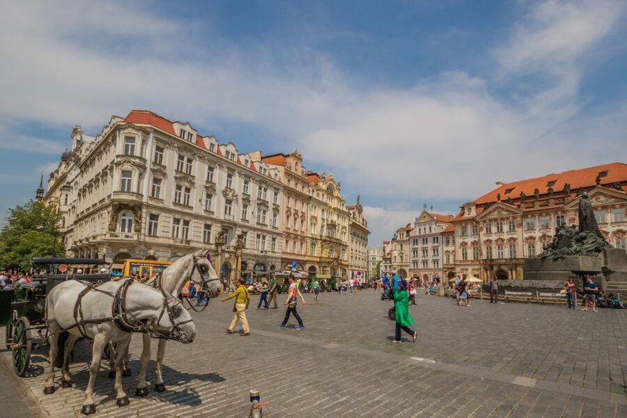 Prague: Big Bus Hop-on Hop-off, Castle Tour and River Cruise - Who should book this Prague tour?