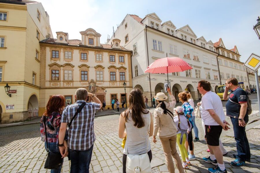 Prague: Guided Bus & Walking Tour with River Cruise & Lunch - Seeing Prague from the bus