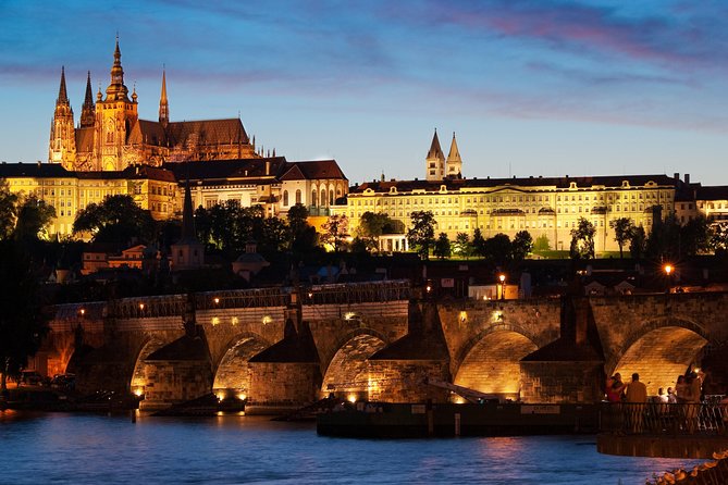 Prague Night Tour and River Vltava Dinner Cruise - Prague by night, from the coach to the river