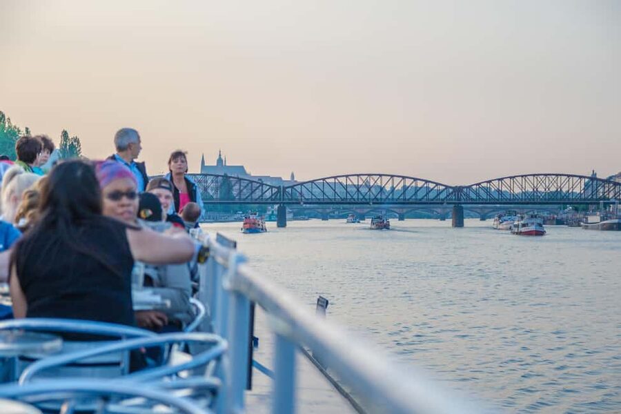 Prague: Panoramic Vltava River Cruise - Food, drinks, and comfort on board