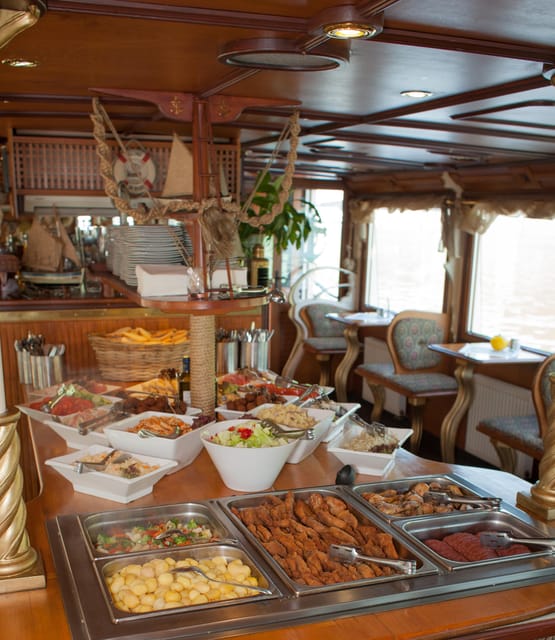 Prague: Vltava River Evening Dinner Cruise - The Vltava lock and the price of a longer route