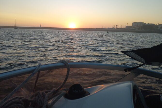 Private Boat Tour on the Douro River at Sunset - Cruising west beneath Porto’s bridges