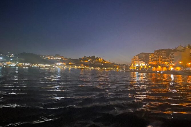 Private Boat Tour on the Douro River at Sunset - Reaching the Douro estuary at sunset