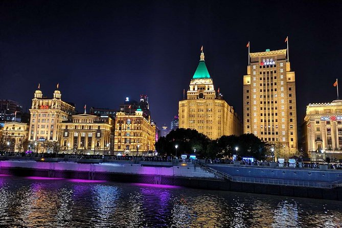 Private Evening Tour: VIP Huangpu River Cruise and Shanghai Lights - Lujiazui shows Shanghai’s modern side