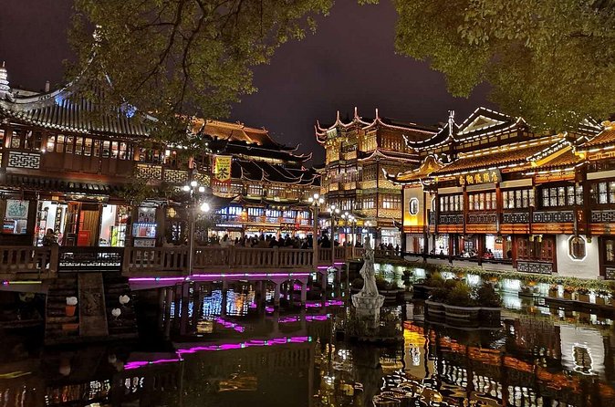 Private Evening Tour: VIP Huangpu River Cruise and Shanghai Lights - Is $128 per person a fair price?