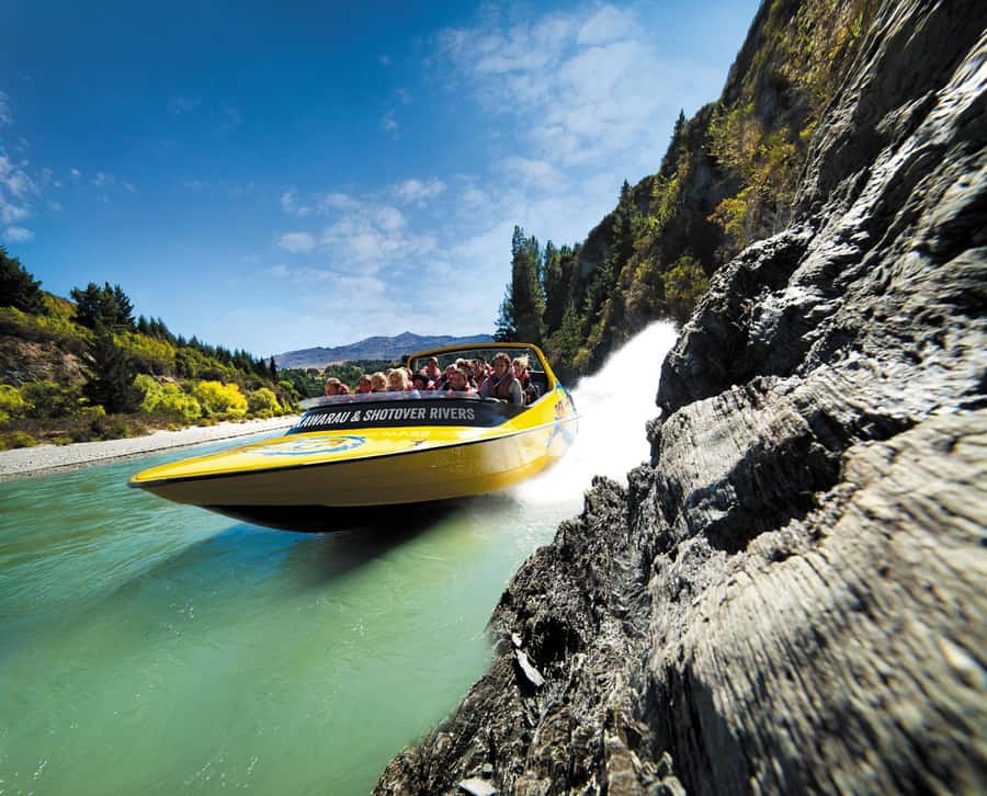 Queenstown: Shotover River and Kawarau River Jet Boat Ride - Drivers make a big difference