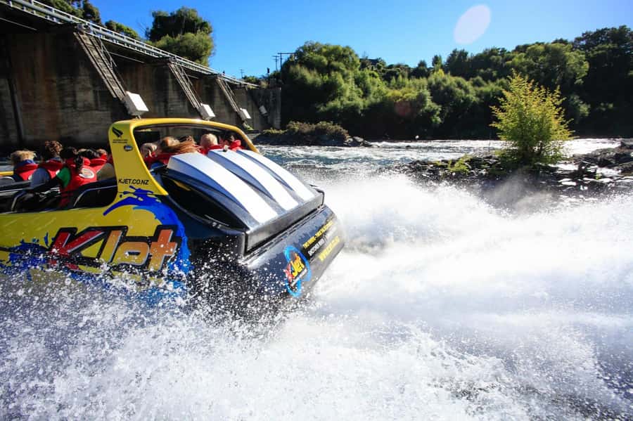 Queenstown: Shotover River and Kawarau River Jet Boat Ride - The Kawarau River brings speed and scenery