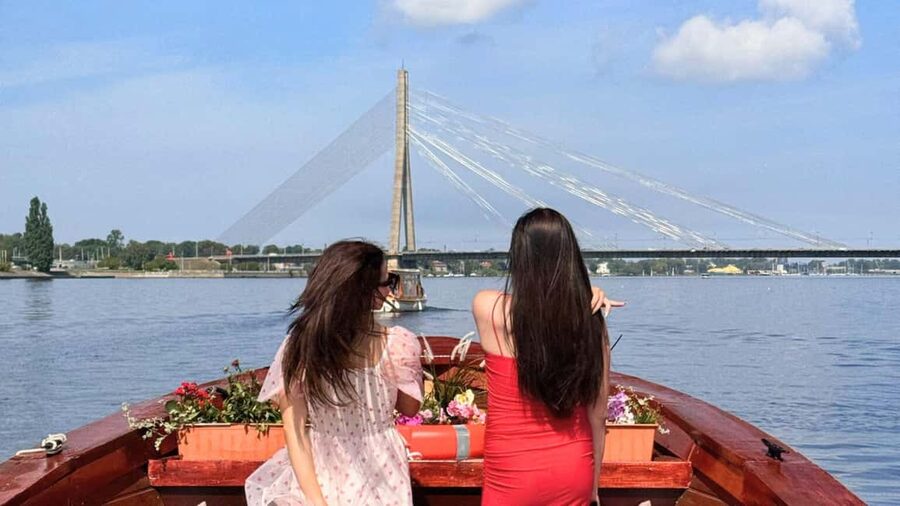 Riga: Canal Boat Tour with Welcome Drink & Audio Guide - Out onto the Daugava River