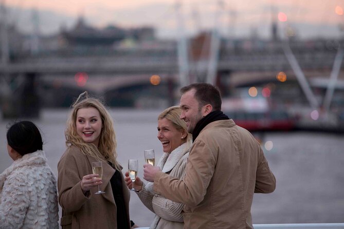 River Thames Evening Cruise with Sparkling wine and Canapés - Timing and practical planning