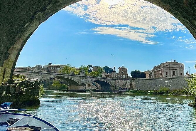 Rome Tiber River Ride and Top Food Tasting with Wine Pairing - Why Tiber Island is the smartest place to get off