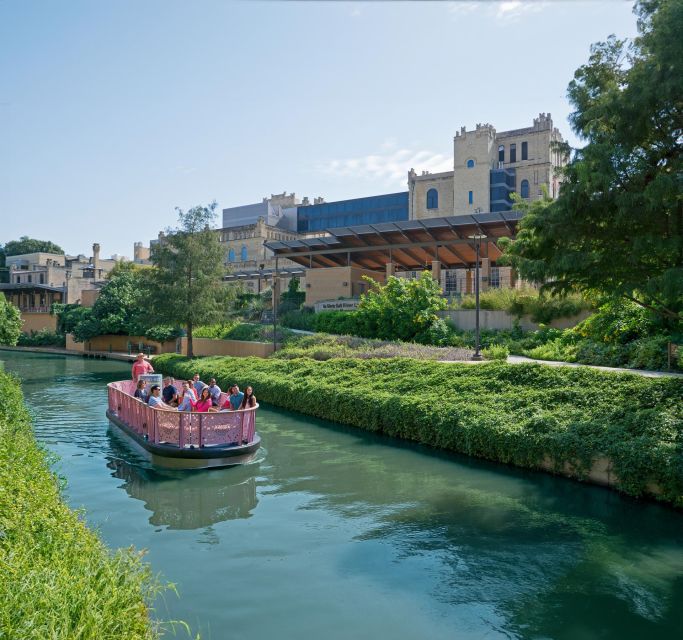 San Antonio: River Walk Cruise Ticket - What you see during the 35-minute route
