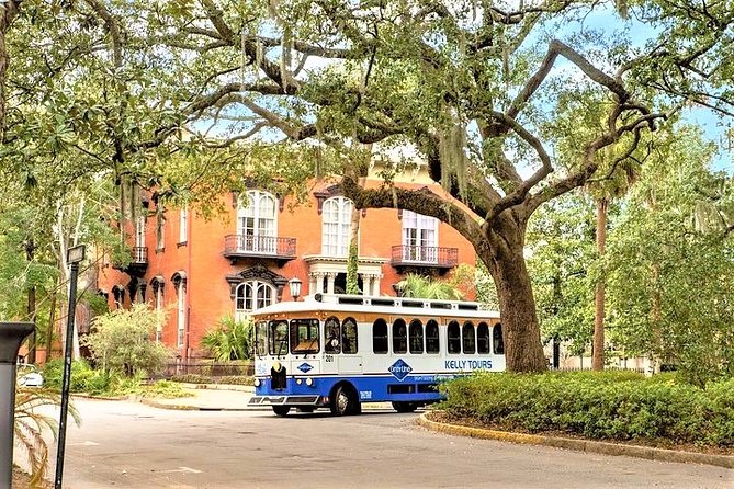 Savannah Land & Sea Combo: City Sightseeing Trolley Tour with Riverboat Cruise - Why this combo works for a first day in Savannah