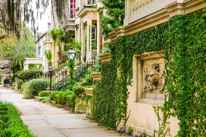 Savannah Land & Sea Combo: City Sightseeing Trolley Tour with Riverboat Cruise - Should you book this Savannah tour?