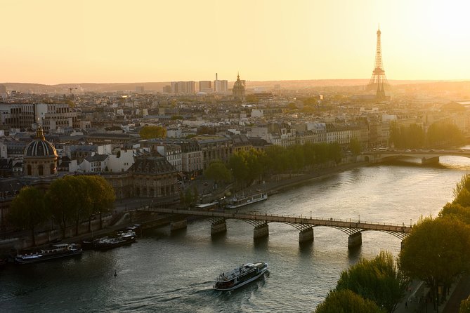 Seine River Guided Cruise by Vedettes de Paris - The boat, seating, and guiding