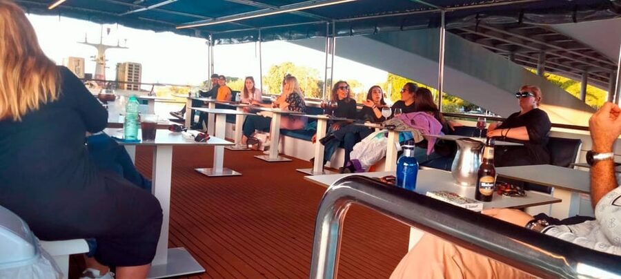 Seville: Guadalquivir Boat Tour with Optional Lunch/Dinner - Best times to go