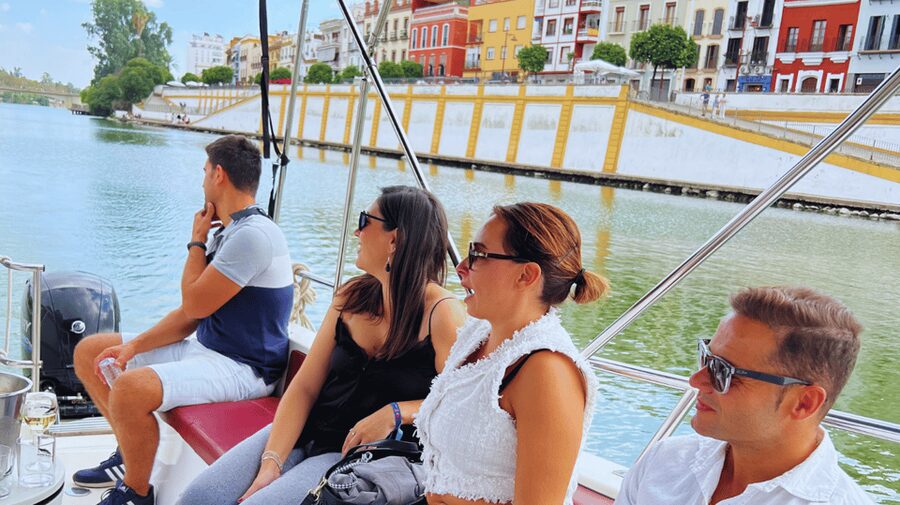 Seville: Guadalquivir River Boat Tour - Cartuja, Torre Sevilla, and the return north