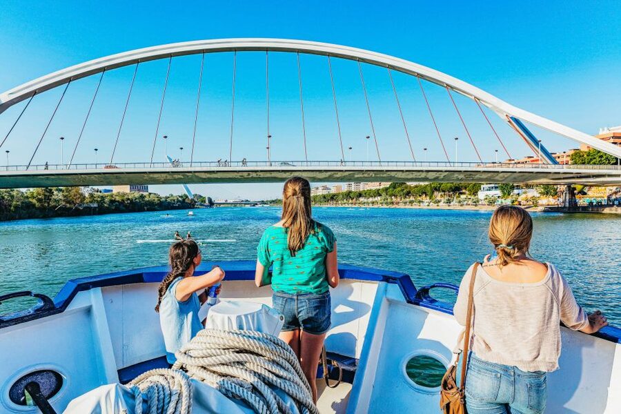 Seville: Guadalquivir River Cruise - Booking, cancellation, and small practical details