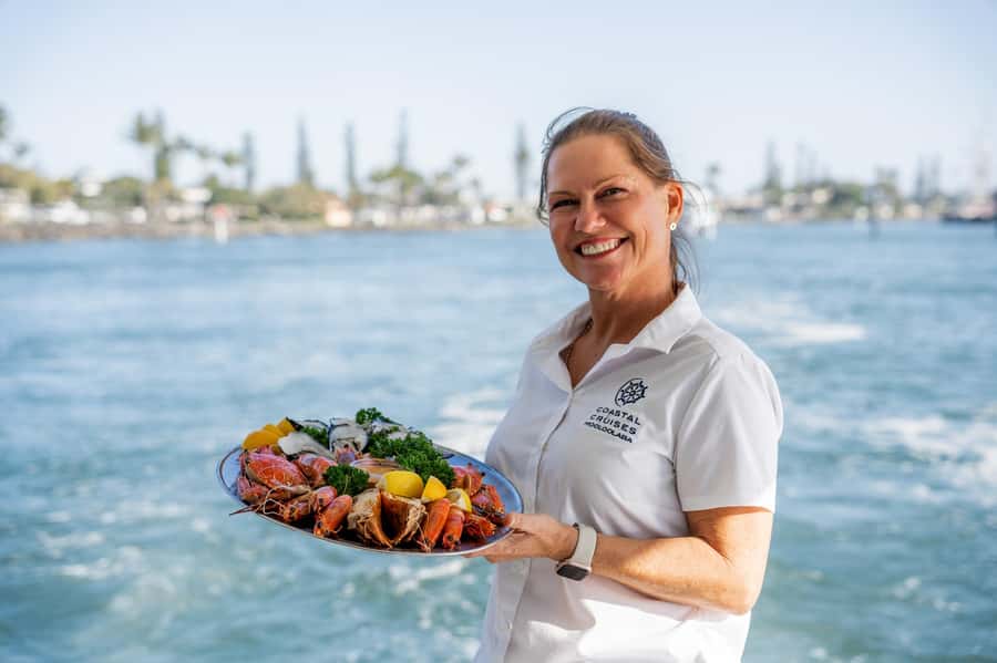Sunshine Coast: Mooloolaba River Sunset Cruise - Cruising through Mooloolaba Harbor and the canals