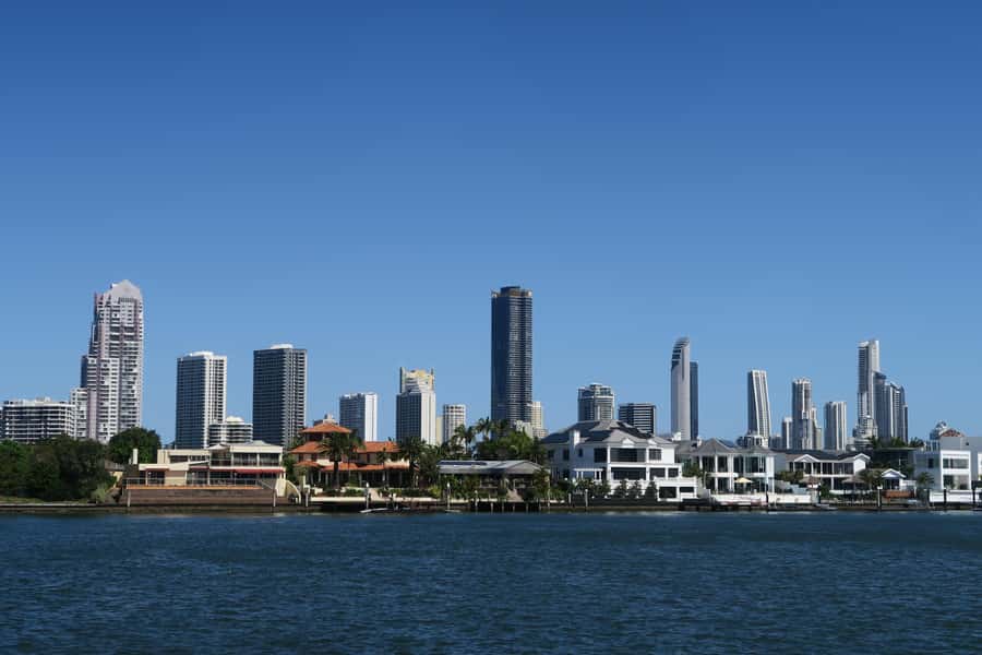 Surfers Paradise: Sightseeing Midday River and Canal Cruise - What the $14 price really gives you