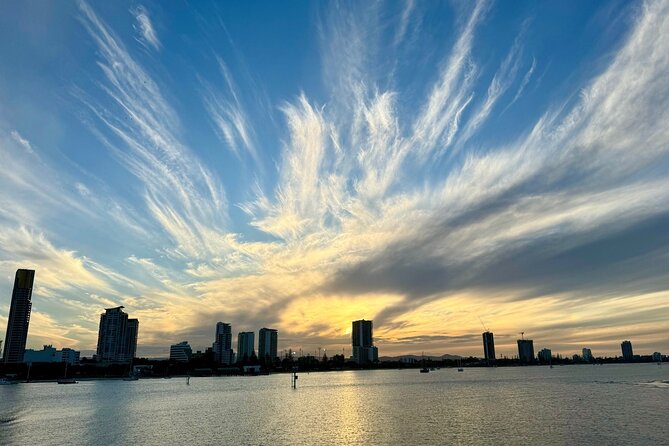 Surfers Paradise: Sightseeing Sunset River Cruise - How to get the best seat and the best photographs