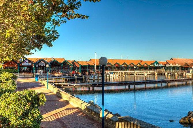 Swan River Scenic Cruise - The return trip gives you different views