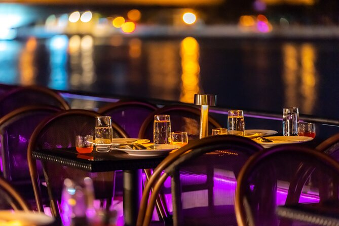 The Newest Luxury 5-Star Bangkok Chao Phraya Dinner Cruise - Who will enjoy this cruise most?