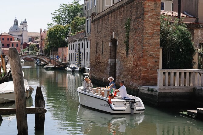 Venice: The Hidden Canals on an Electric Boat - Who will enjoy this cruise most?