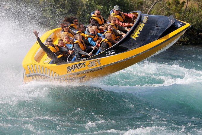 Waikato River Jet Boat Ride from Taupo - A fast introduction to the Waikato River