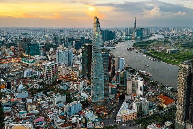 Water Puppet Show And Dinner Cruise On Saigon River Private Tour - Who will enjoy this evening most